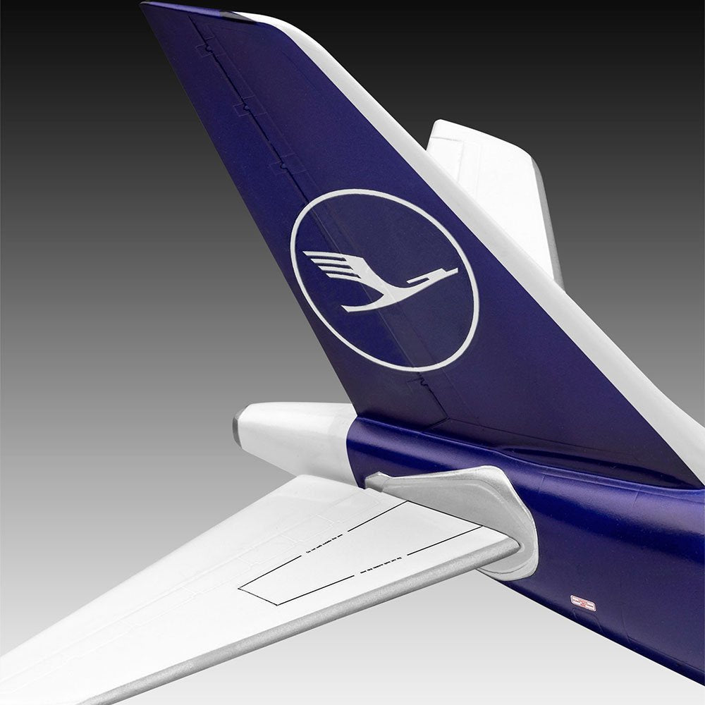 
                  
                    REVELL A340-300 "LUFTHANSA" NEW LIVERY MODEL KIT
                  
                