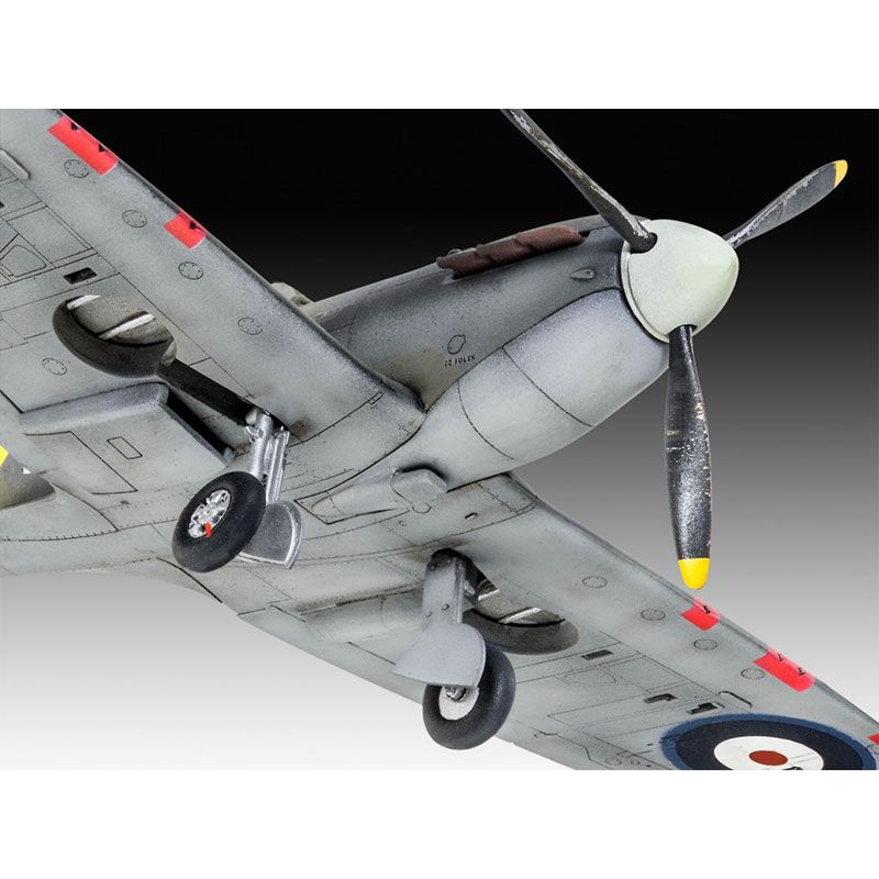 
                  
                    REVELL SPITFIRE MK. IIA 1:72 MODEL KIT
                  
                