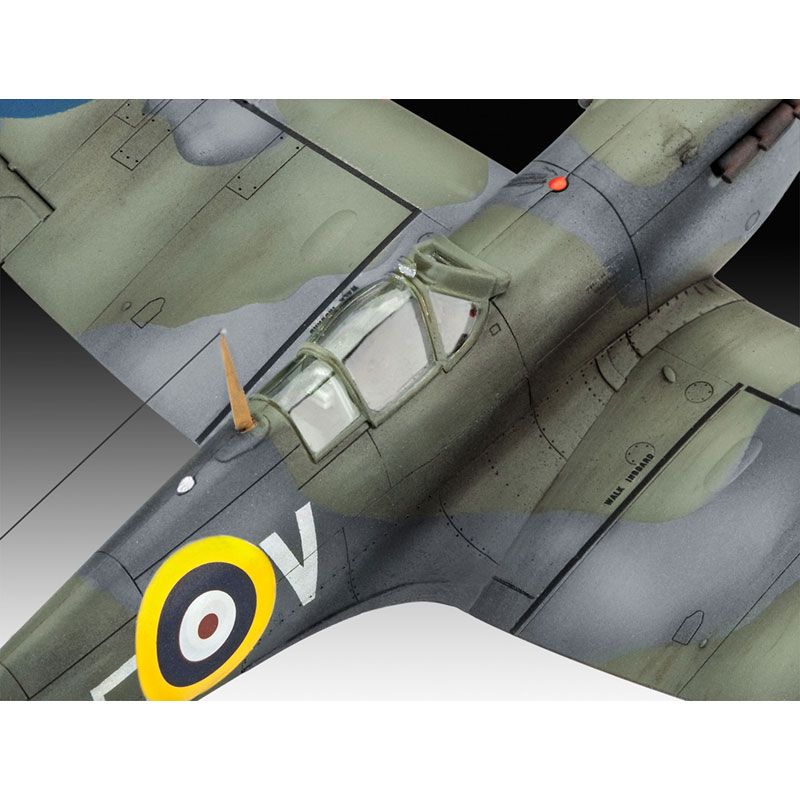 
                  
                    REVELL SPITFIRE MK. IIA 1:72 MODEL KIT
                  
                