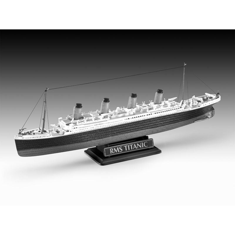 
                  
                    REVELL GIFT SET "TITANIC" 1:1200 MODEL KIT
                  
                