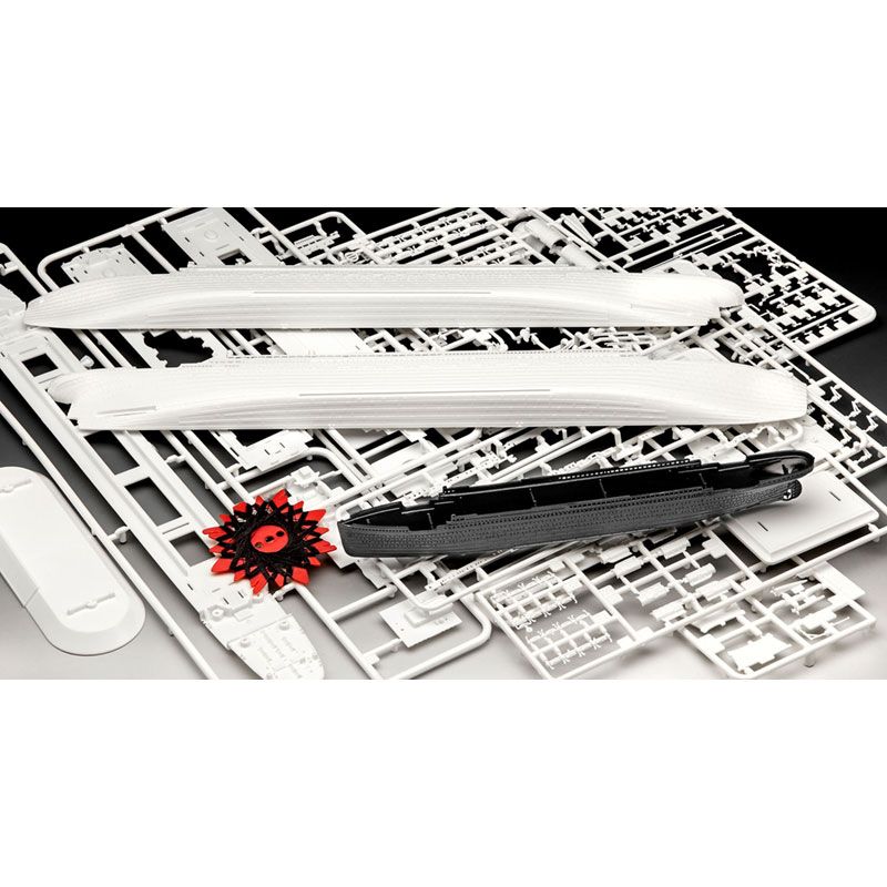 
                  
                    REVELL GIFT SET "TITANIC" 1:1200 MODEL KIT
                  
                