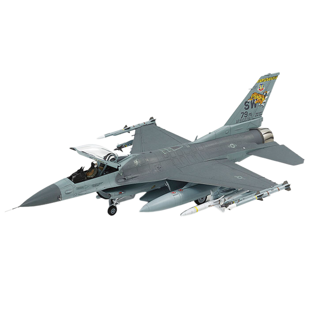 TAMIYA 1/72 F-16CJ W/FULL EQUIPMENT