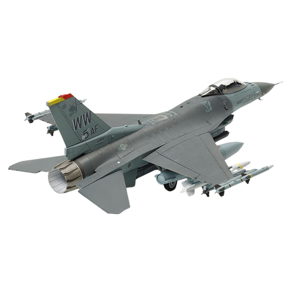 TAMIYA 1/72 F-16CJ W/FULL EQUIPMENT