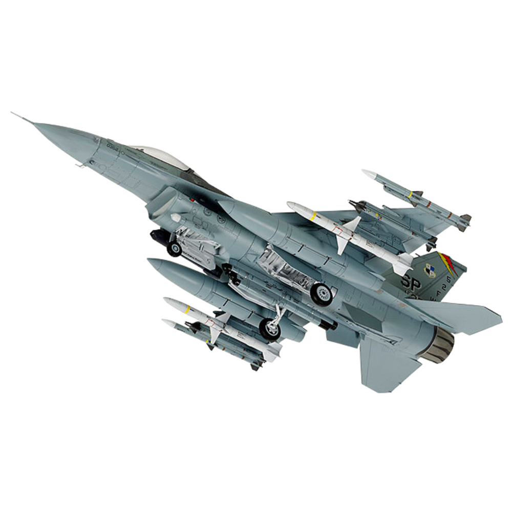
                  
                    TAMIYA 1/72 F-16CJ W/FULL EQUIPMENT
                  
                