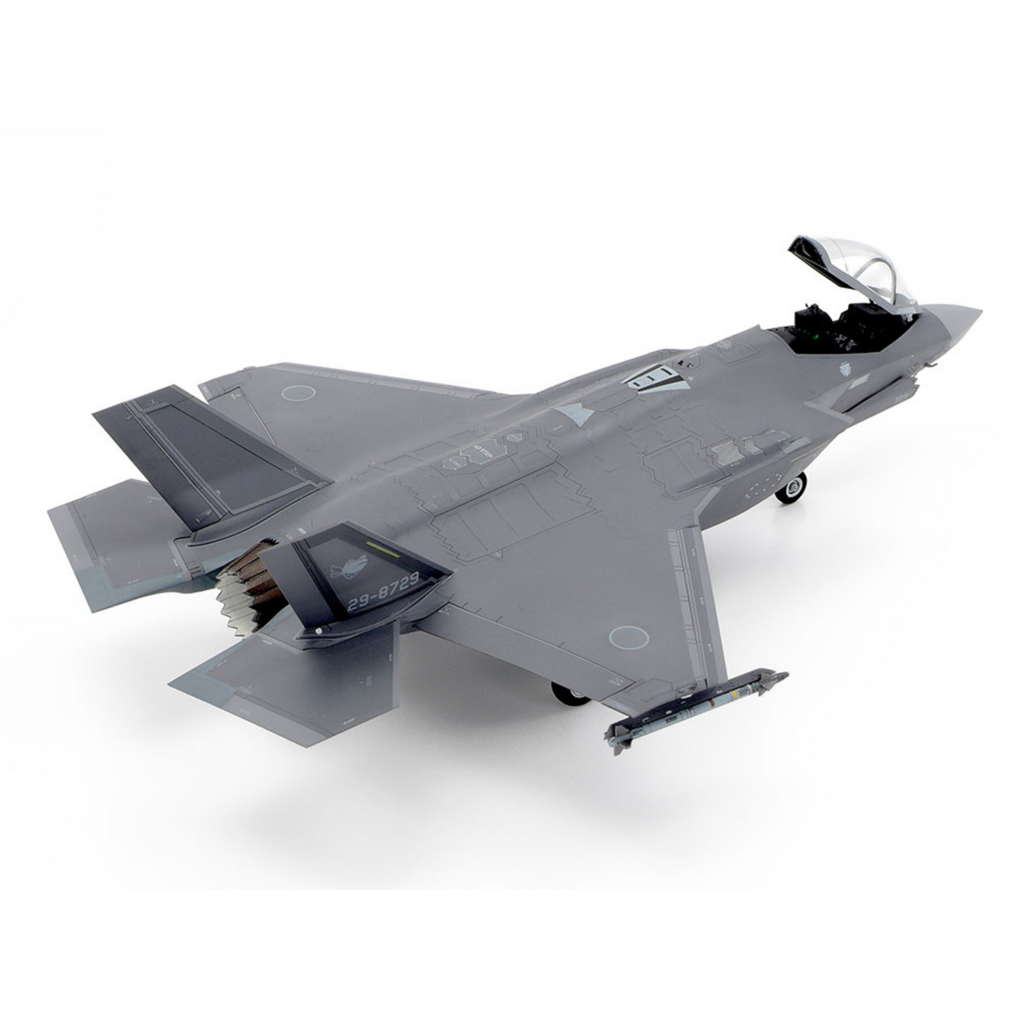 
                  
                    TAMIYA 1/72 SCALE LOCKHEED MARTIN® F-35®A LIGHTNING II® SELF BUILD KIT
                  
                