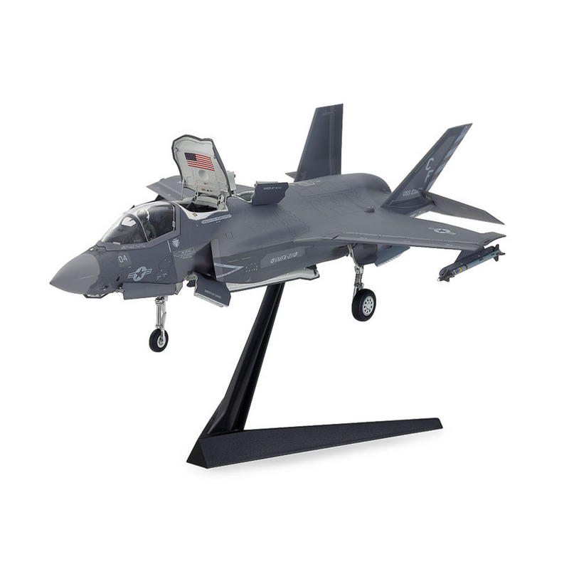 TAMIYA 1/72 LOCKHEED MARTIN® F-35®B LIGHTNING II® SELF BUILD KIT