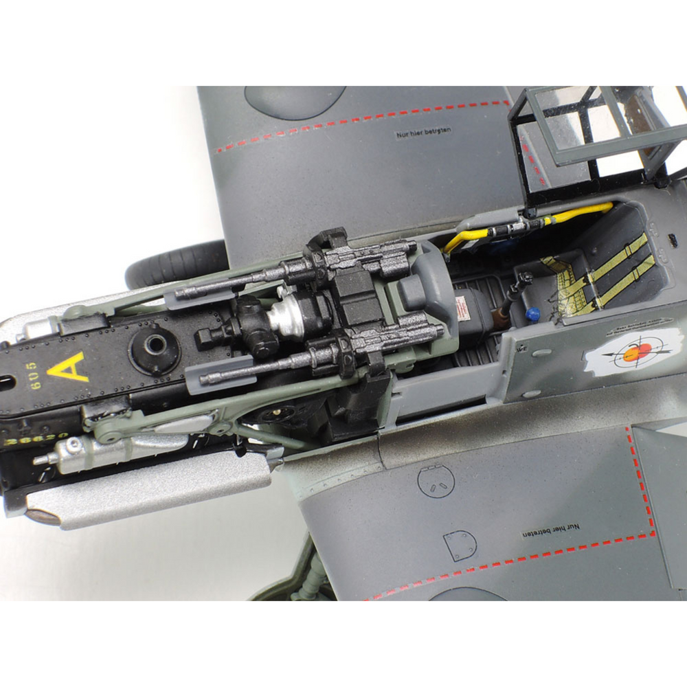 
                  
                    TAMIYA 1/48 SCALE MESSERSCHMITT BF109 G-6 SELF BUILD KIT
                  
                