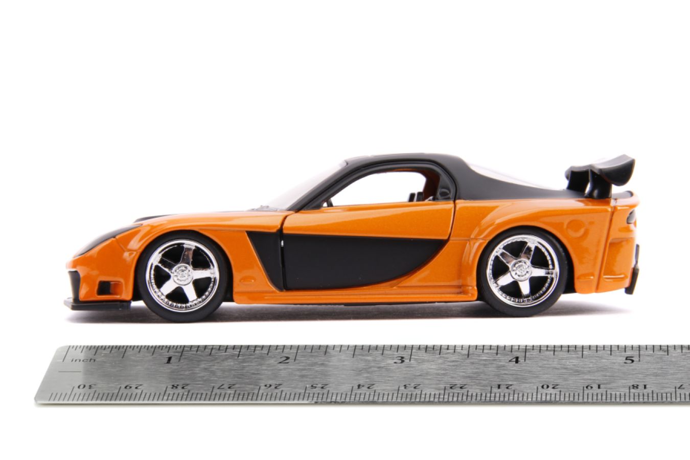
                  
                    Fast & Furious - Han's Mazda RX-7 & Toyota GR S 1:32 Scale 2-Pack
                  
                