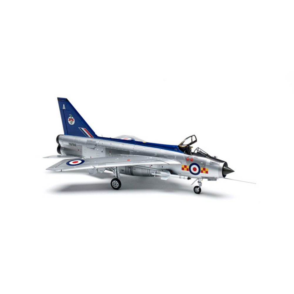 AIRFIX ENGLISH ELECTRIC LIGHTNING F.2A SELF BUILD KIT