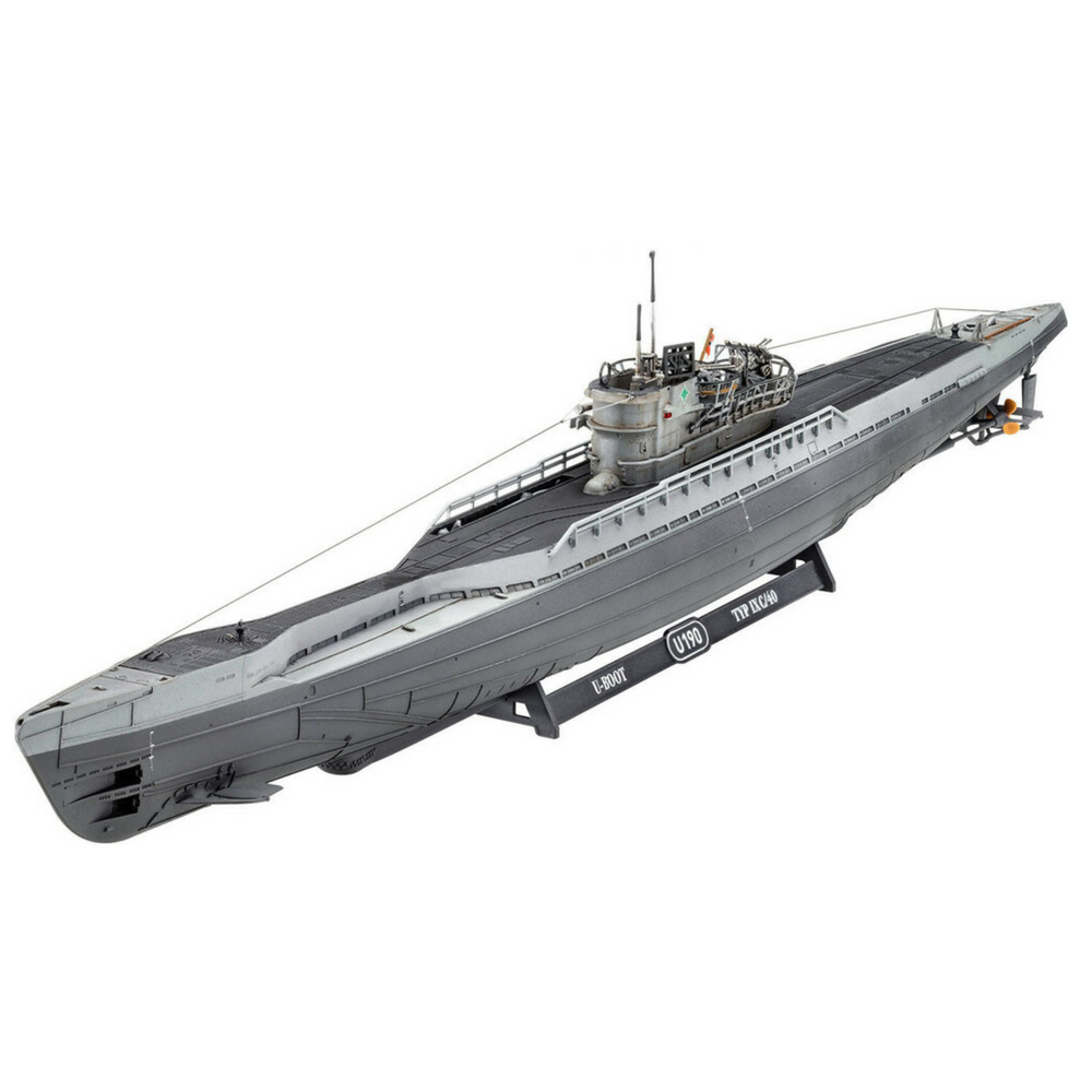 REVELL GERMAN SUBMARINE TYPE IX C/40 (U190) MODEL KIT