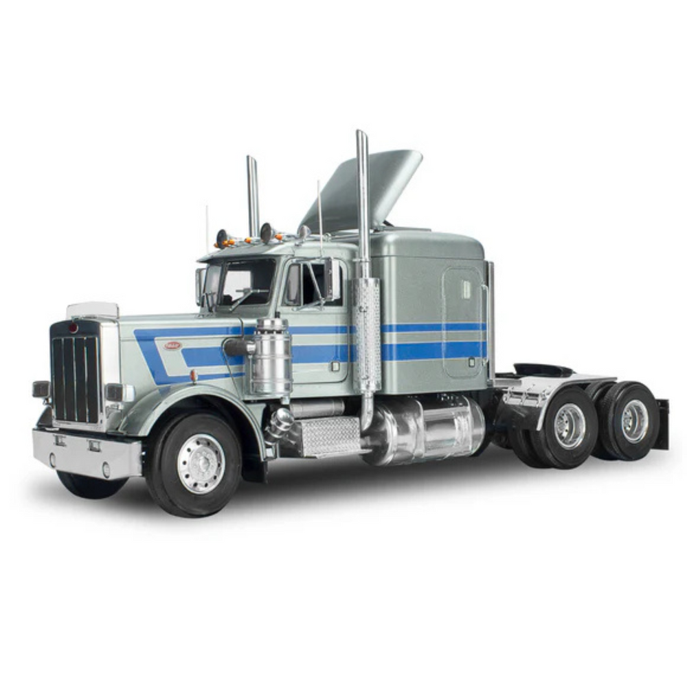 REVELL PETERBUILT TRUCK 359 1:25 MODEL KIT
