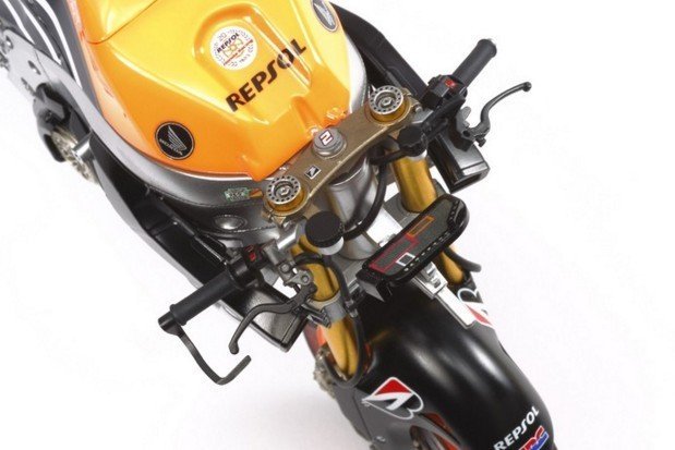 
                  
                    TAMIYA 1/12 REPSOL HONDA RC213V '14 SELF BUILD KIT
                  
                